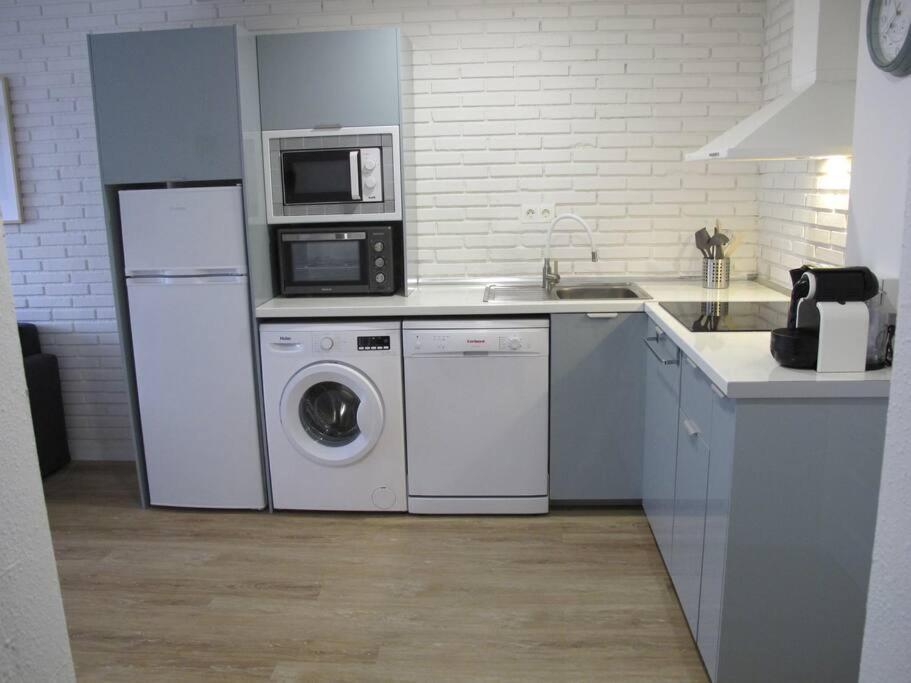 Coqueto Apartamento En Benalmadena Cerca De La Playa Екстериор снимка